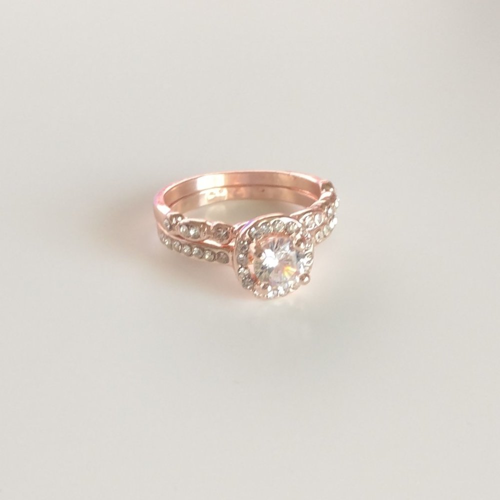 🍒 ROSE Gold Ring Set - Picture 3 of 5
